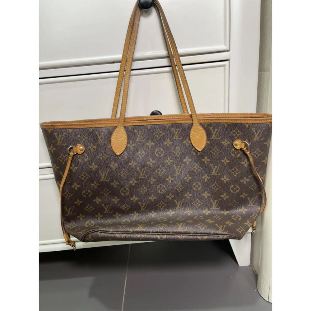 Louis Vuitton Women Pre-Loved Bag Very Good Condition - Picture 2 of 8